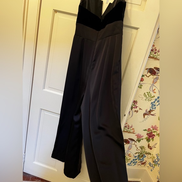 Jill Stuart Jumpsuit Size 10, Satin and Velvet and in Excellent cond. - Picture 5 of 5